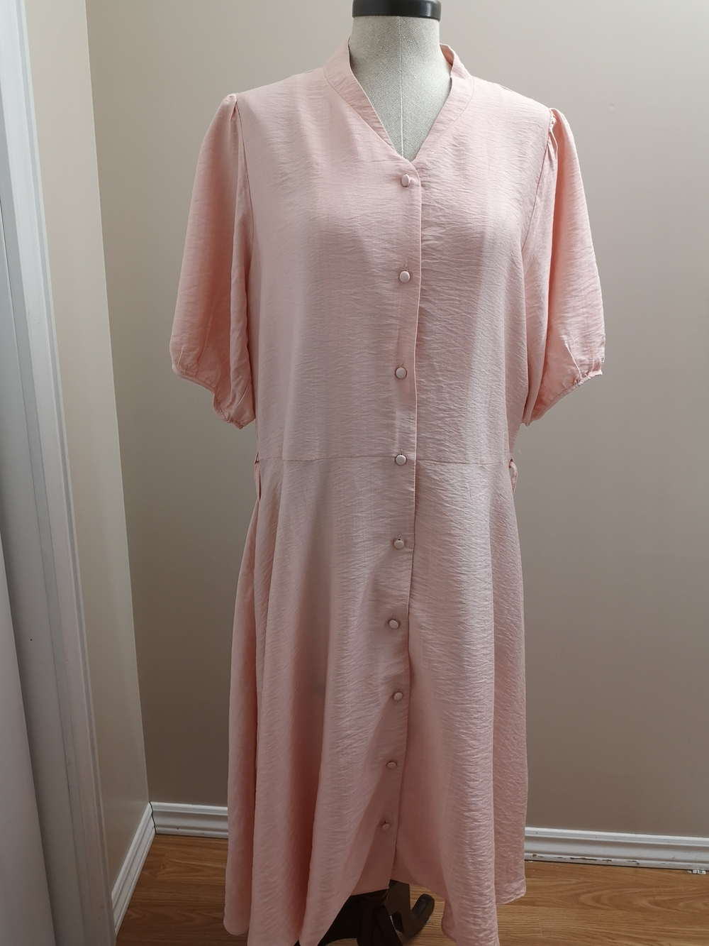 Splash Pink Button-Front Midi Dress Size 14US Puff Sleeve